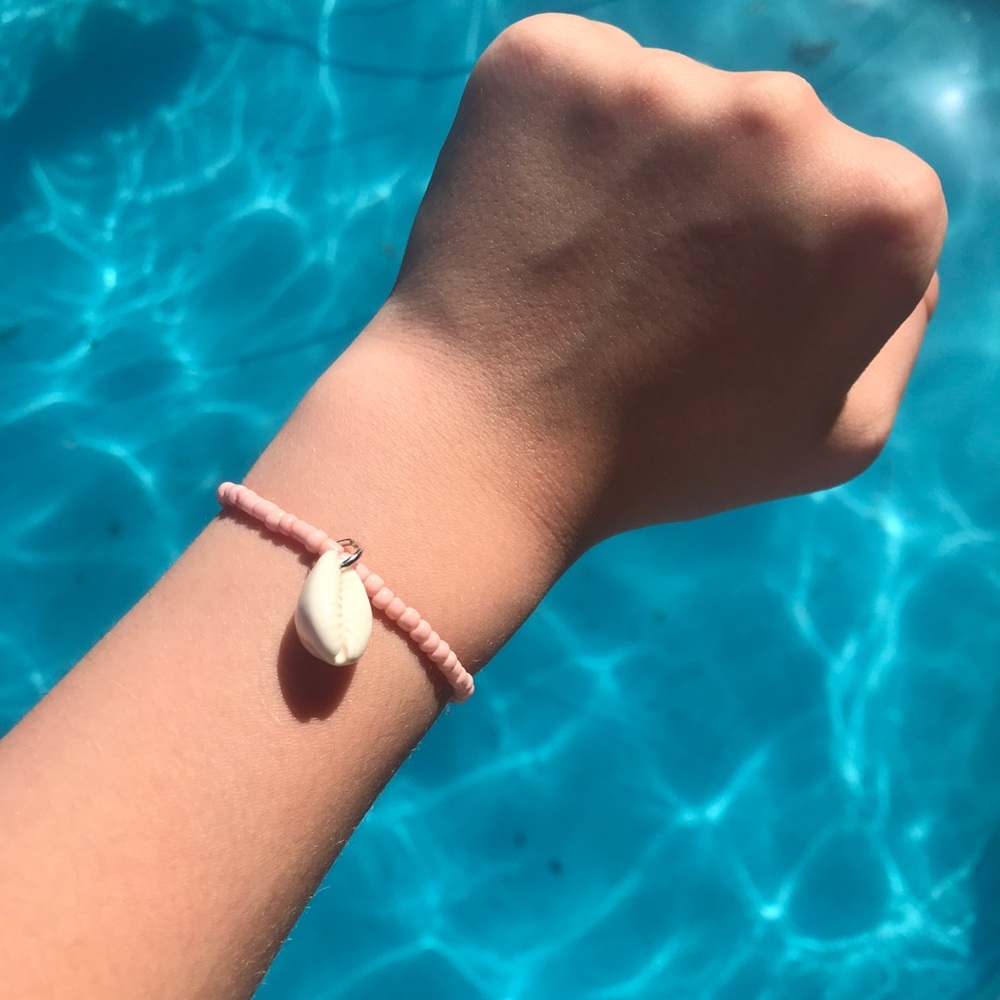 Pinky shells